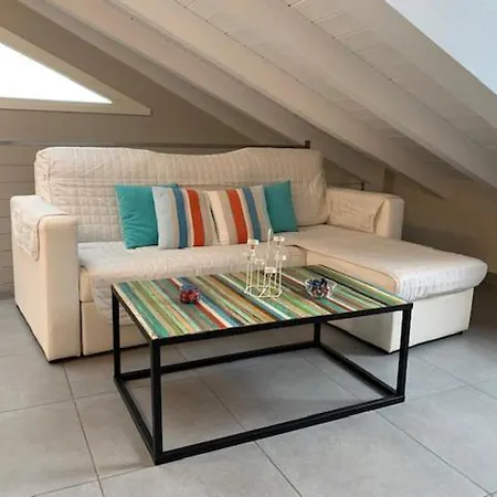 Mansarda Amore 公寓 坎诺比奥